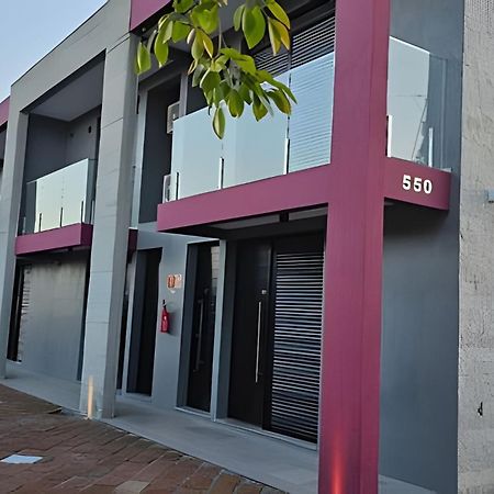 Studios Exclusivos Em Frente A Fundaparque, Em Bento Goncalves Exterior photo